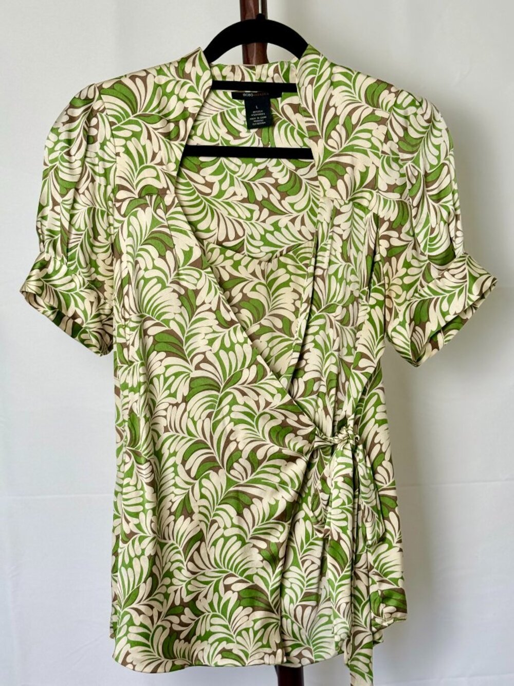 Vintage | BCBGMAXAZRIA | Green Floral Wrap Blouse | Size L